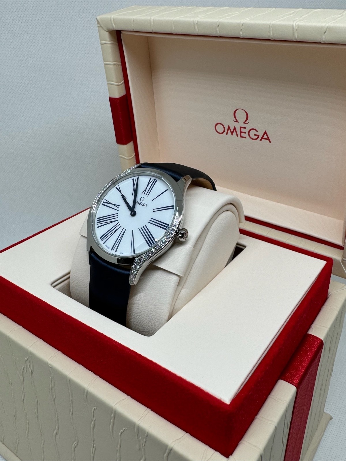 Omega De Ville Trésor Women's 36mm Quartz Watch with Diamonds