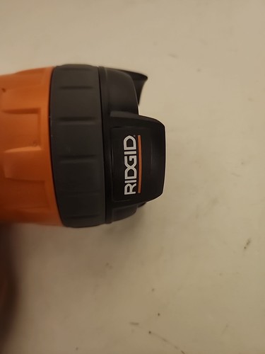 LINTERNA HERRAMIENTAS RIDGID R849 (P14013083) Probada - Imagen 2 de 5