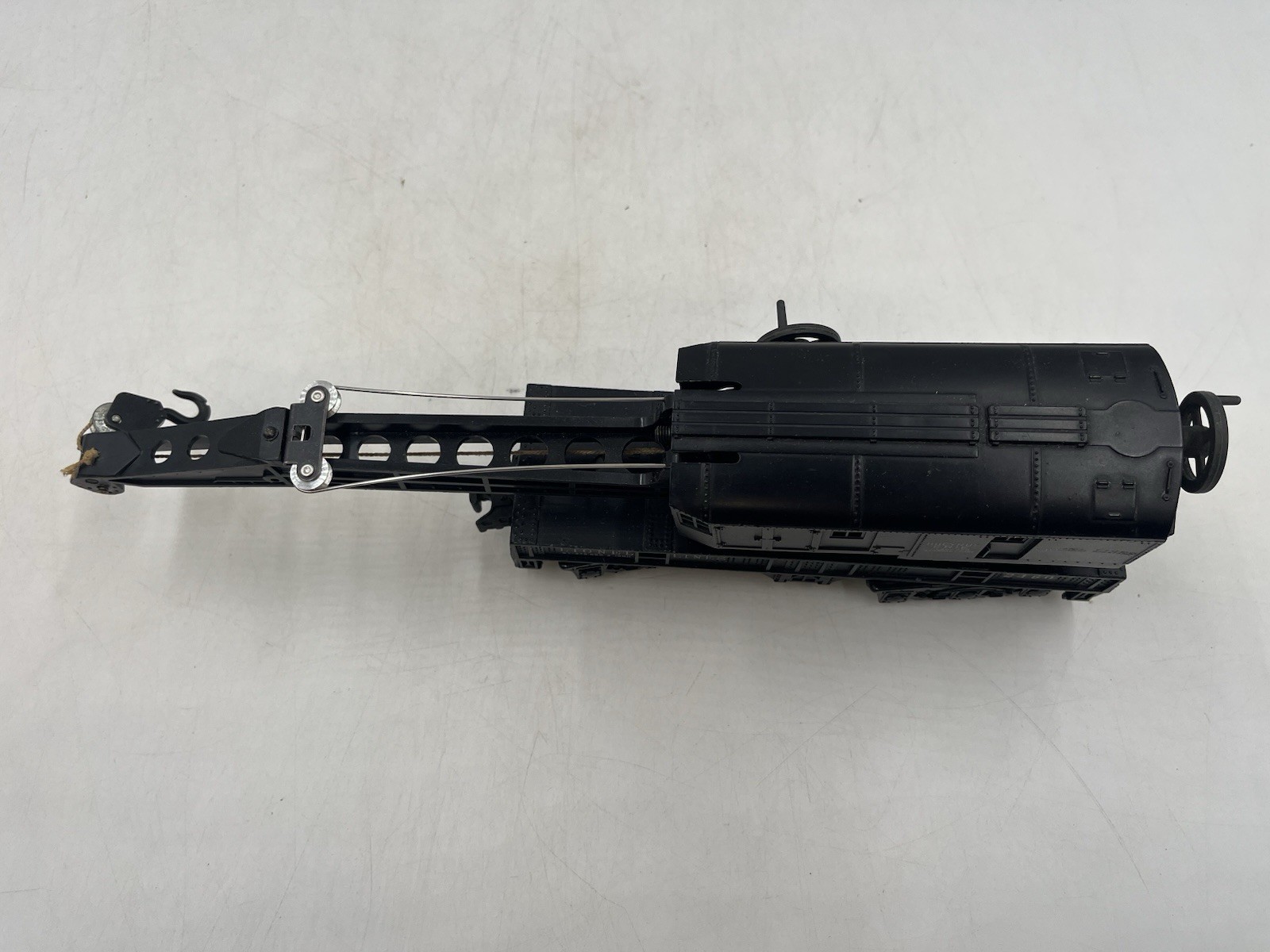 Lionel O Gauge post war  2460 Operating Work Crane Car