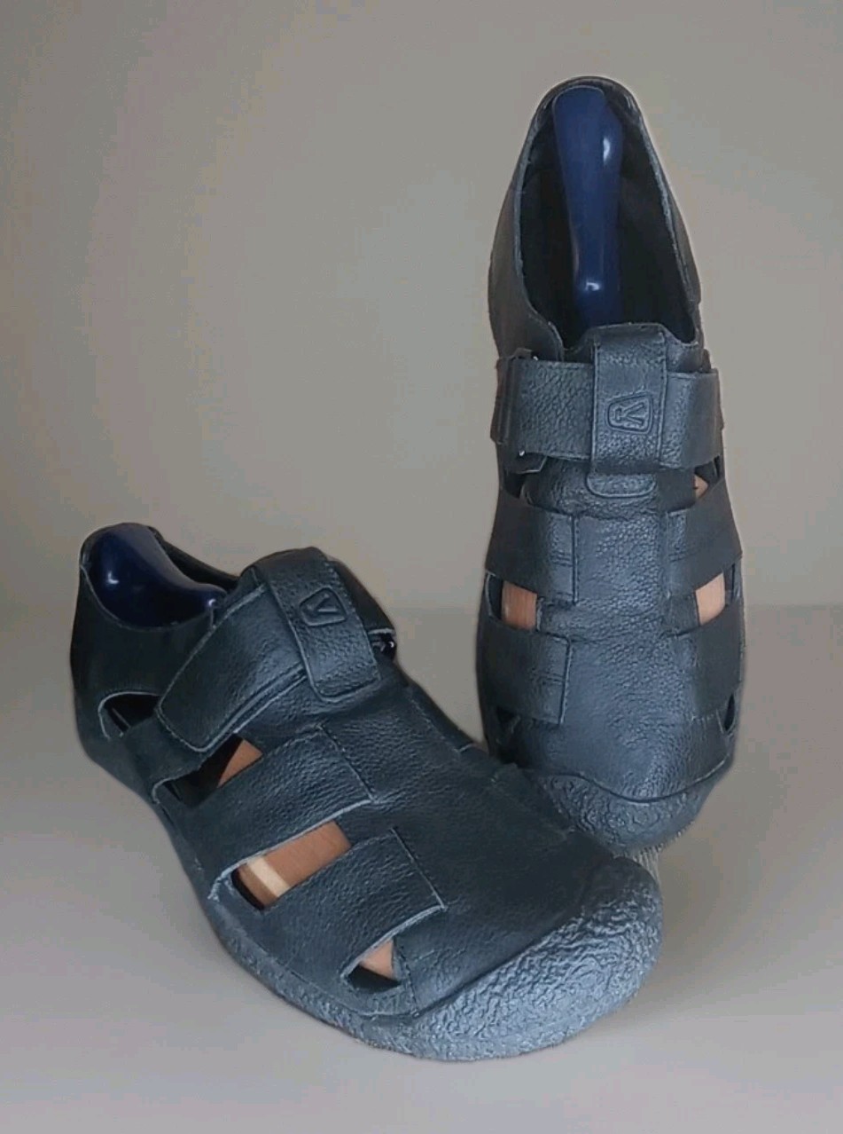 Sandali Keen Fishermen con gancio e passante chiusura punta e tacco uomo taglia 11 5 pelle nera