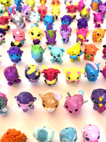 Hatchimals Mixed Lot of 280 Pieces Colleggtibles Mini Figures Toys SML +RARES