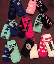 No Boundaries 2 Pack Emoji Socks Choose From Patterns Listed Women's Sz 4-10 NWT