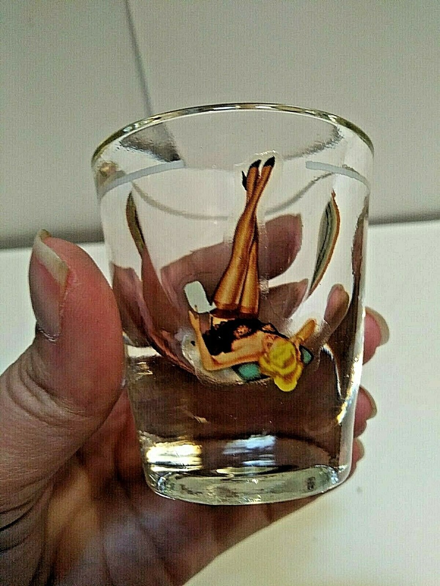 Vintage Pin Up Girl Upside Down Sexy Shot Glass Thick Heavy MRBx26 