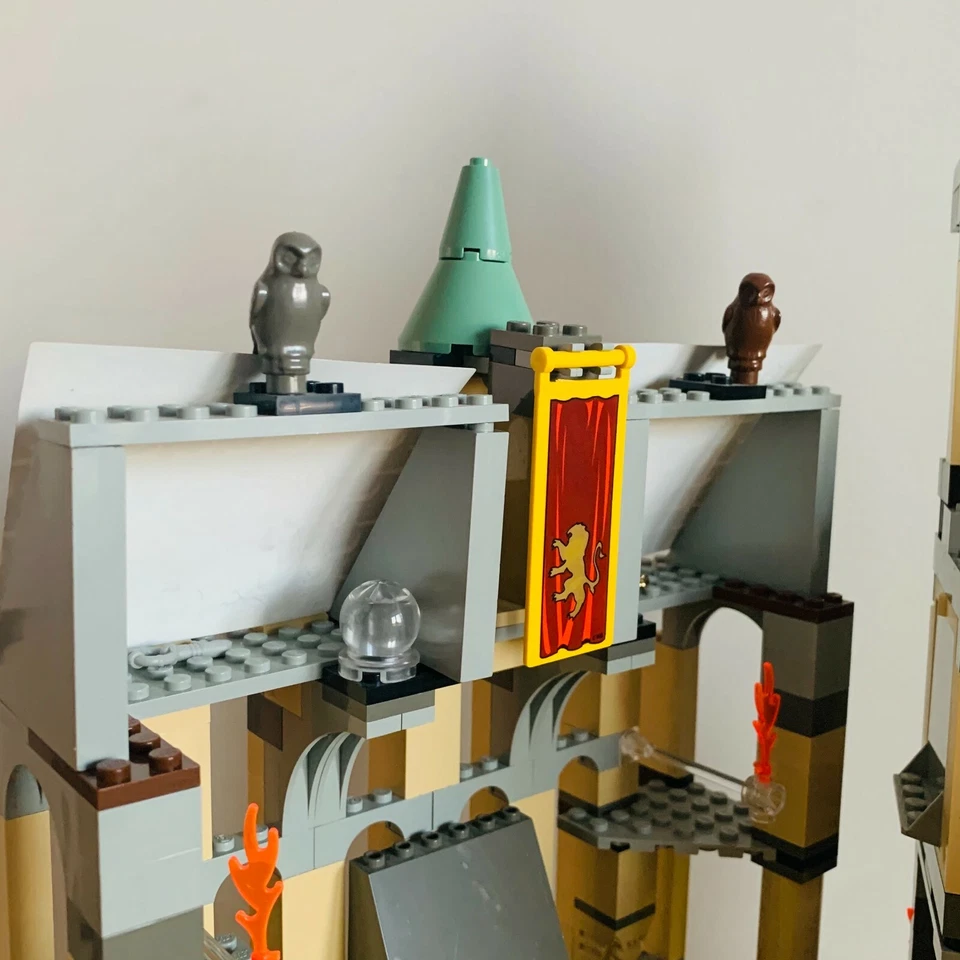 LEGO Harry Potter 4709 Hogwarts Castle, foto 3 di 5
