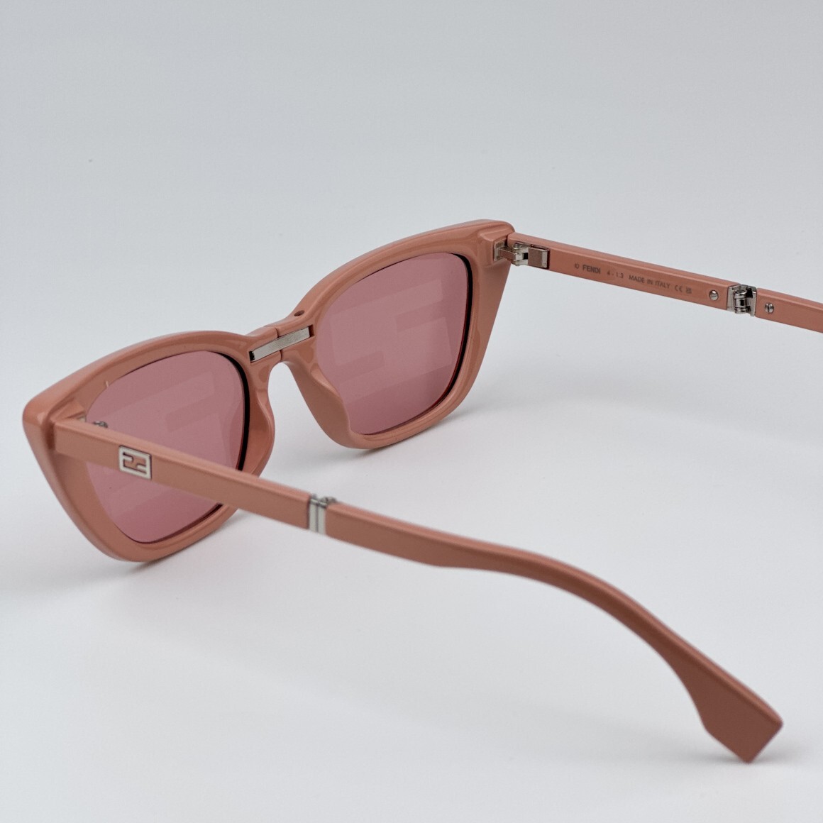 FENDI キャットアイサングラス ピンクブラウン s-l1200.jpg