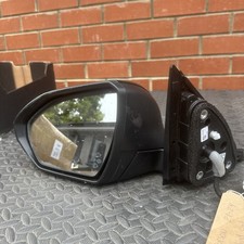 21-24 HYUNDAI TUCSON MK4 PASSENGER SIDE FOLD WING MIRROR BLACK PAE/BLIND SPOT