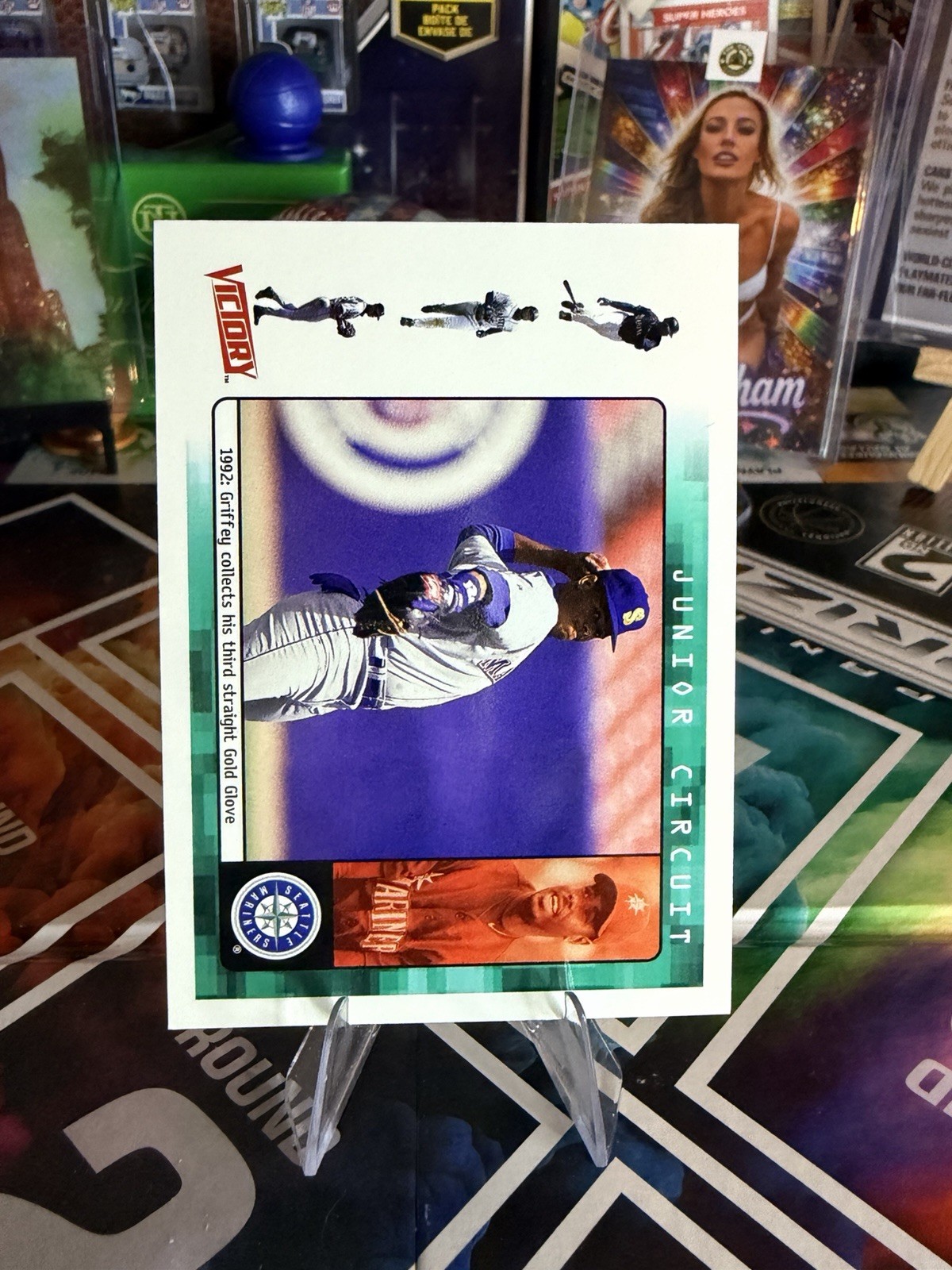 B51c Upper Deck Victory 2000 Junior Circuit Ken Griffey Jr Seattle Mariners #407
