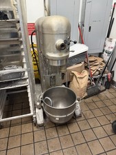 Hobart H-600T Commercial Floor Model Mixer 3-...