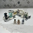 LEGO Star Wars Hoth Medical Chamber 75203 Luke Skywalker Complete Set 255 Pieces