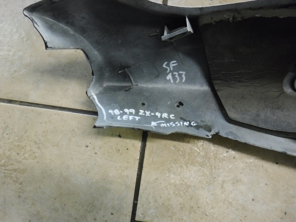 94-97 Kawaski ZX9 ZX9R 900 Left Side Tail Cover Fairing 94-97 Kawaski ZX9 ZX9R 900 Left Side Tail Cover Fairing