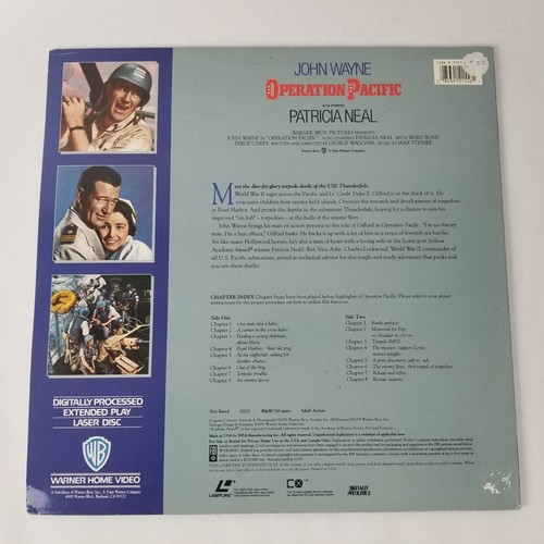 VINTAGE John Wayne Laserdisc Movie Operation Pacific Patricia Neal Like New - Picture 4 of 8