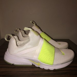nike presto extreme volt