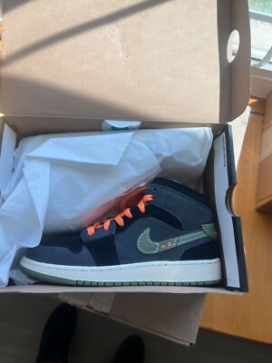 Size 5.5 - Air Jordan 1 SE Craft Mid Anthracite Light Olive