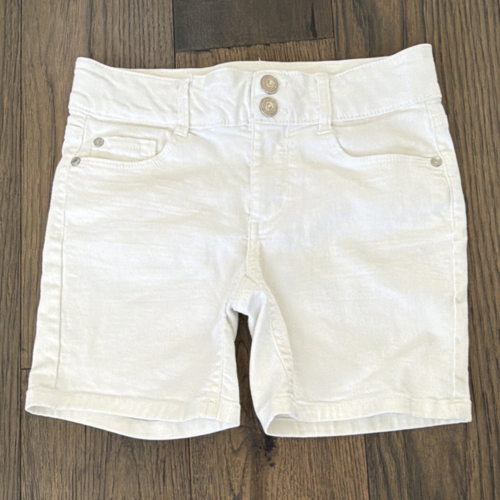 Arizona Jean Co Girls White Midi Denim Shorts Size 12 Cotton Blend Classic