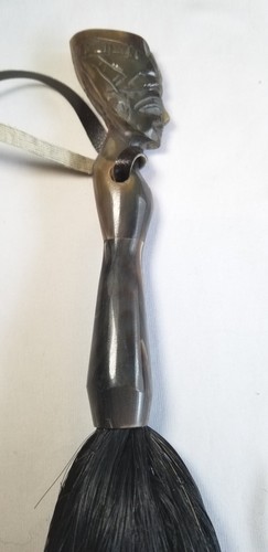 Vintage African Hand Carved Egyptian Bust Horse Hair Fly Whisk Swatter - Picture 2 of 11