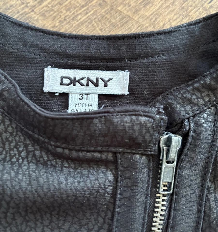 DKNY Girls Black Biker Style Vest Size 3T Zip-up - Image 2 of 4