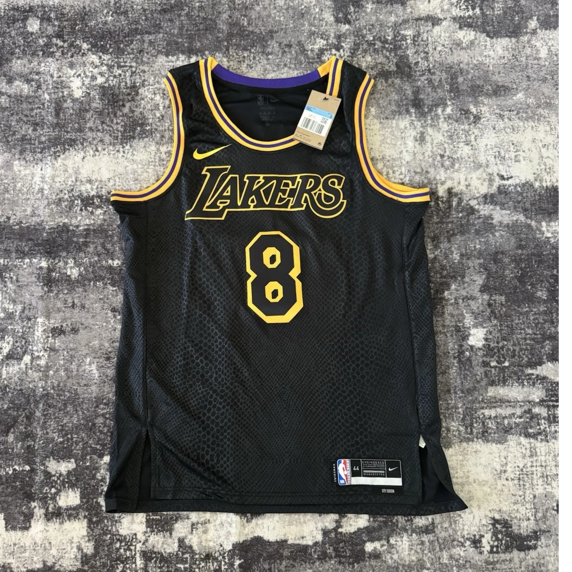 Preços baixos em Nike Kobe Bryant Los Angeles Lakers Roupas e