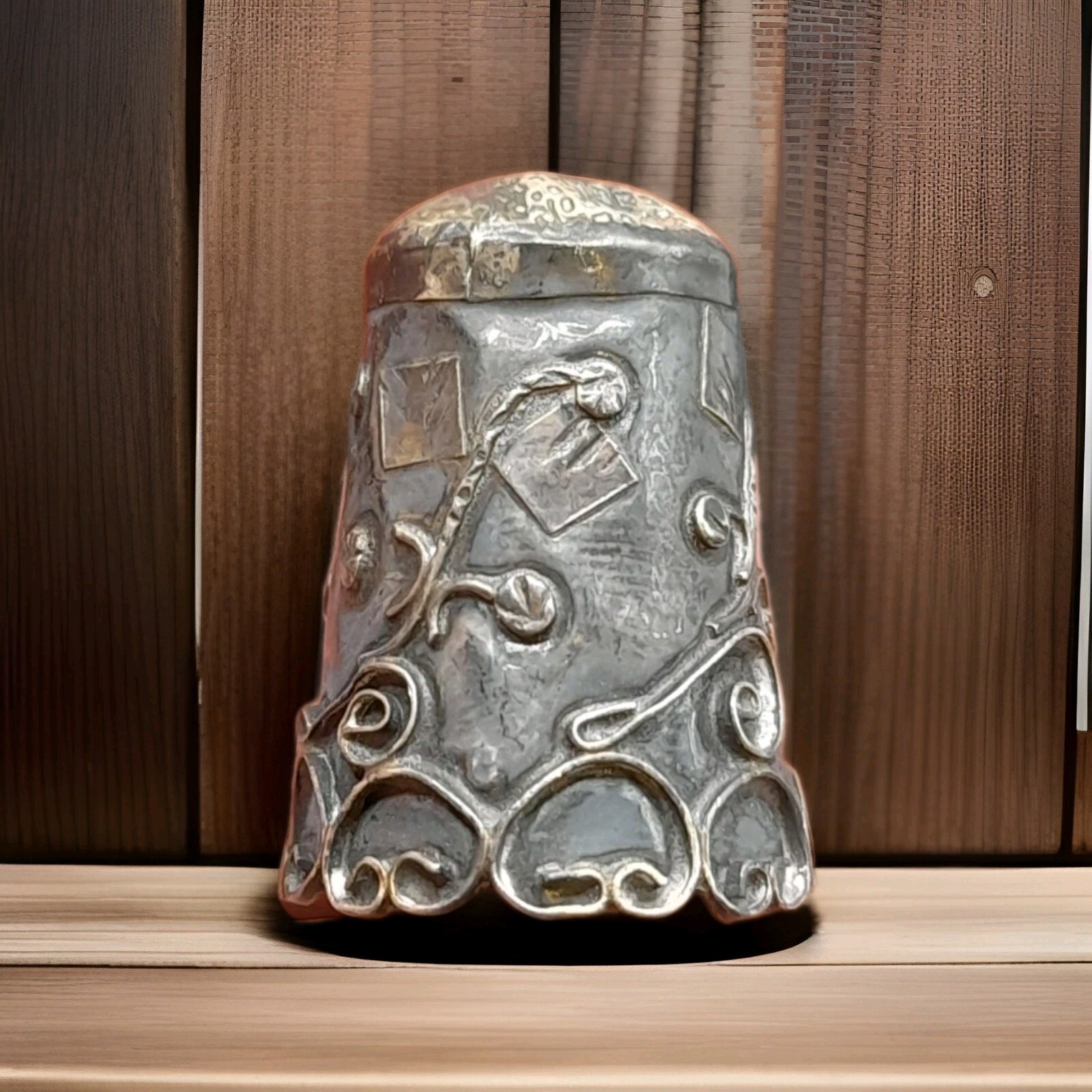Ornate 925 Sterling Silver Thimble - Small Piece Of A Bygone Era 