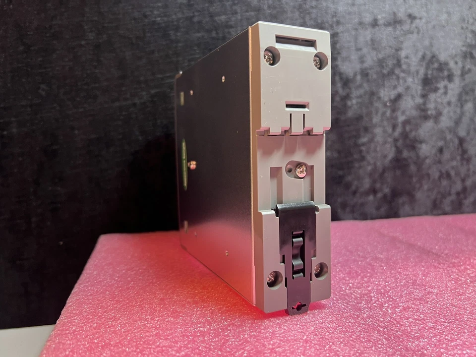 IDEC PS6R-F24 120W 24VDC DIN POWER SUPPLY - Image 4 of 4