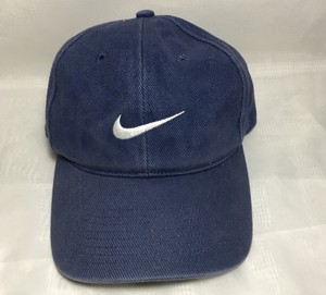 navy blue nike snapback