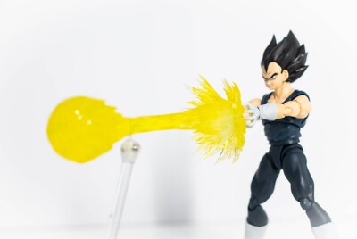 SH Figuarts Dragon Ball Custom Vegeta Gohan Trunks Yellow Ki Blast