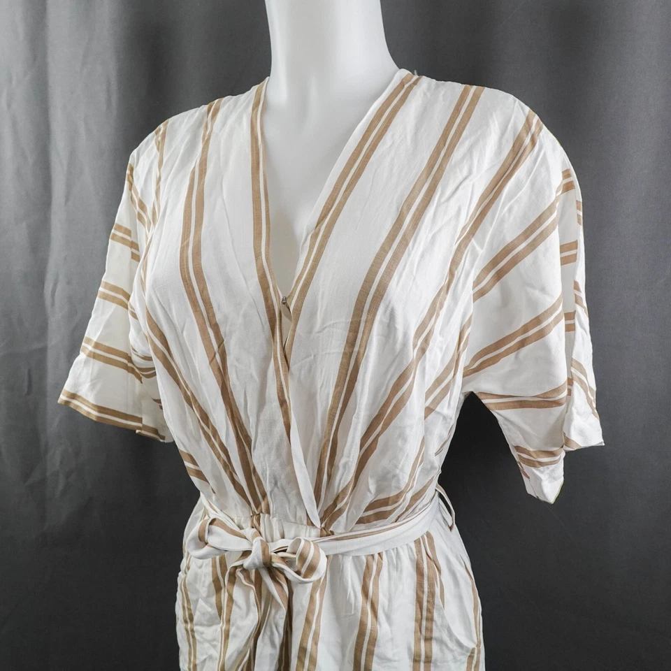 Exuberantes Mujeres Mameluco Pantalones Cortos Pequeños Tostados Rayas Cinturón Resort Costero Genial Mínimo NUEVO Foto 3 de 4