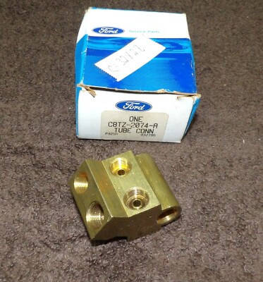 1968-1979 Ford B F C L 500 600 750 NOS BRAKE PIPE REAR AXLE FITTING CONNECTOR