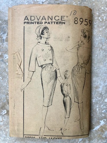 Advance 8959 | Bust 31 | Dress and Jacket | Vintage 1950s Sewing Pattern - Picture 2 of 3