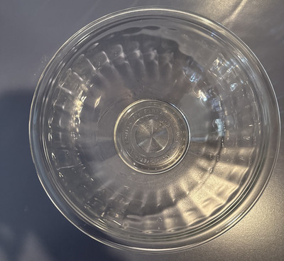 PYREX #325 Clear Mixing Bowl - 2.5L - Made in USA Glass -Used