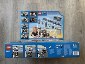 LEGO City 7237 Police Station WITH Light-Up Minifigure Unopened Sealed New