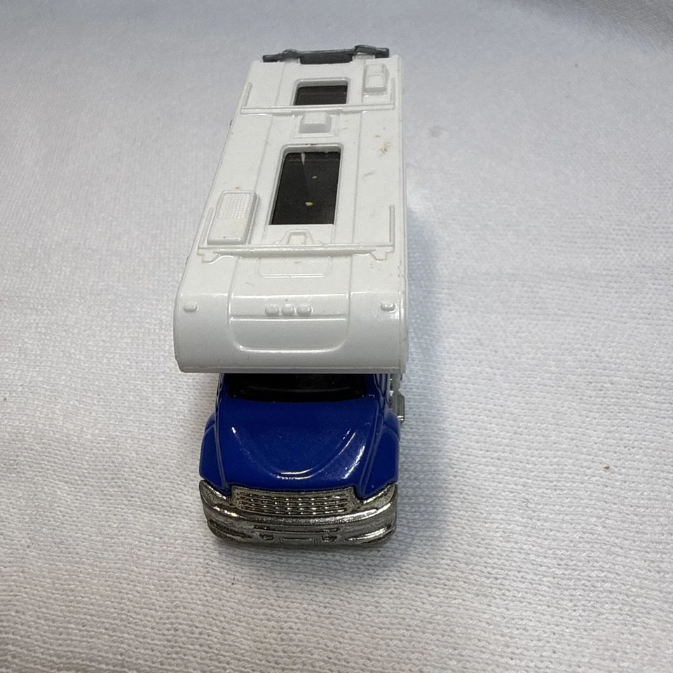 2008 Matchbox кемпинг приключения MBX мотор дома (синий/белый) - свободного - Изображение 2 из 4