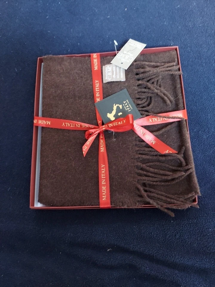 100% Cashmere Brown Scarf Made in Italy RN75343 New. MSRP $85