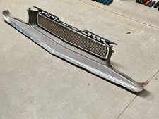 1970 Challenger Front Grille E Body Nice Original Mopar 1970 Challenger Front Grille E Body Nice Original Mopar