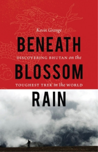 Kevin Grange Beneath Blossom Rain (Tascabile) Outdoor Lives