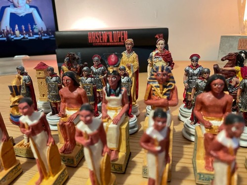 Chess Set Rome and Egyptian Themed Vintage Chess Board Christmas Gifts🎁 - Picture 9 of 16