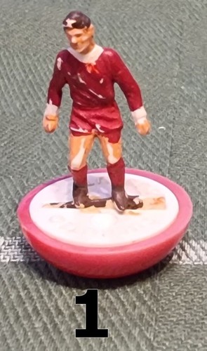Spare player - Subbuteo HW ref. 41 Liverpool - Foto 4 di 16