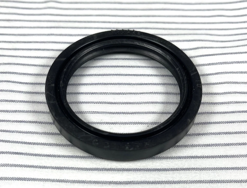 Sello de rueda CR/SKF 550228 / PTC PT1183 para Nissan Datsun 1968-1981 seleccionado Foto 3 de 4