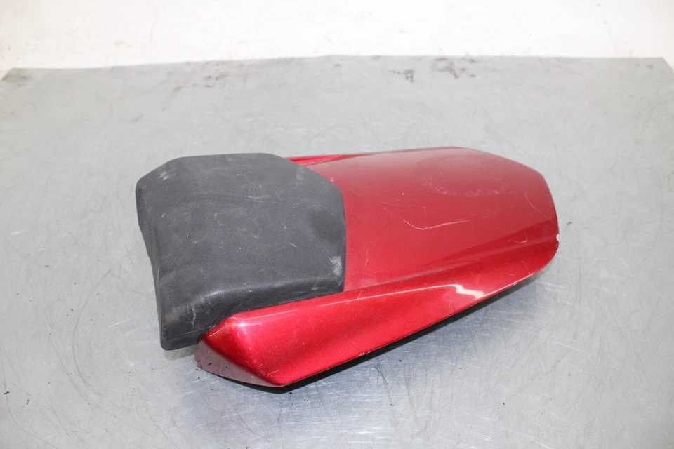 04 05 06 YAMAHA YZFR1 YZF R1 OEM ASIENTO TRASERO CUBIERTA PANEL PLÁSTICO ROJO Foto 3 de 4