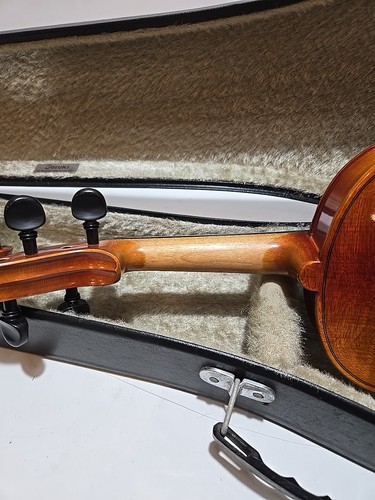 Violín Susuki ver fotos para más detalles. Se vende solo como piezas - Imagen 8 de 9
