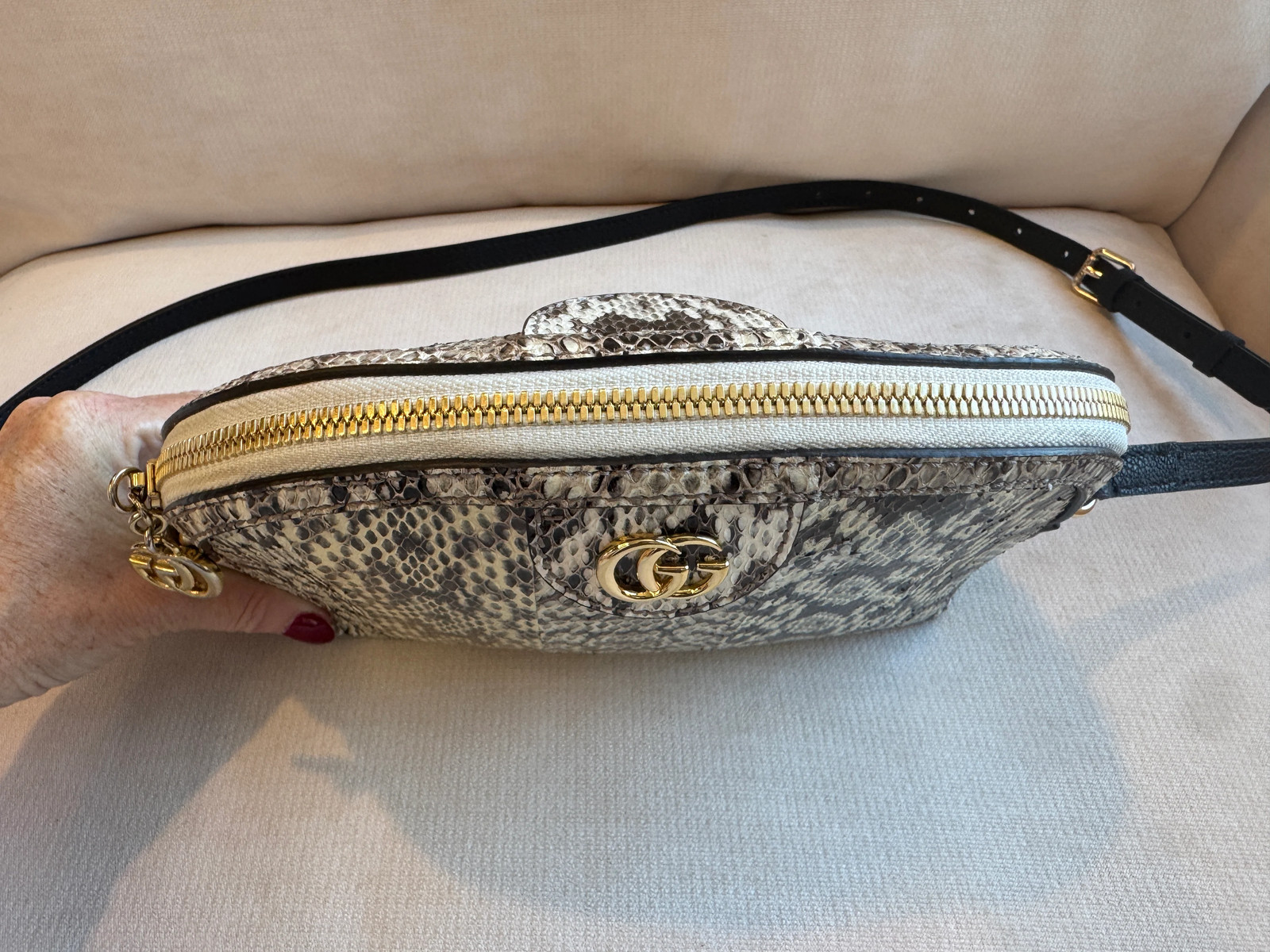 GUCCI $3,000 Python Snake Small Dome Crossbody Bag - image 19