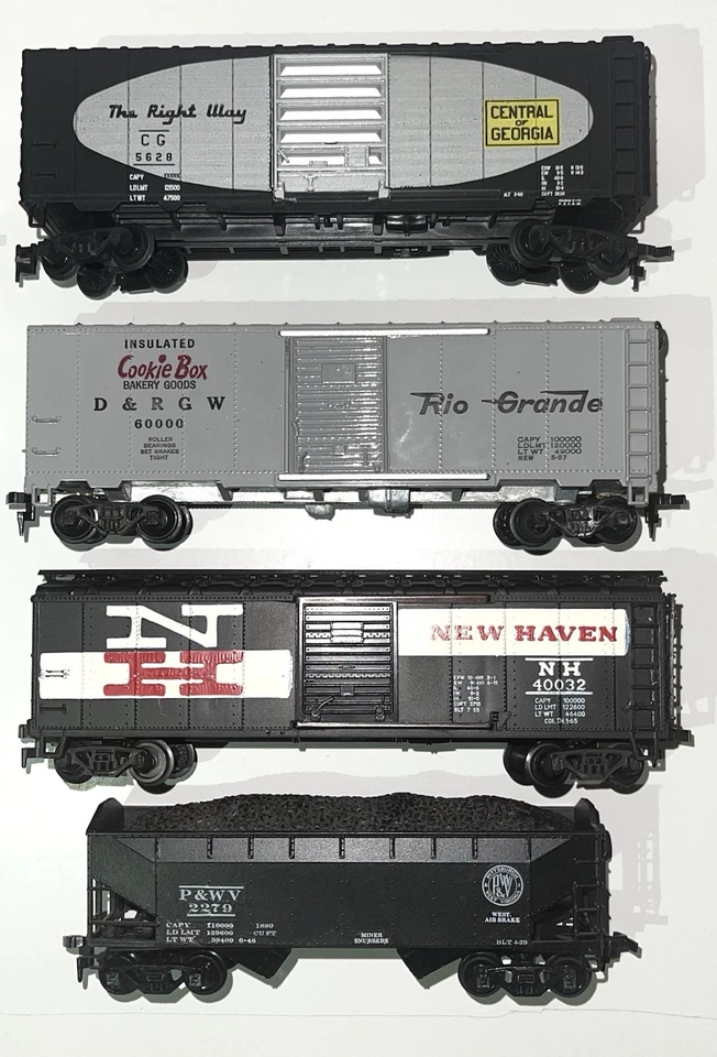 (8) Nice Mixed HO Scale Car Lot - Penn Line, AHM, Mantua, Mehano, Roundhouse - Image 3 of 4
