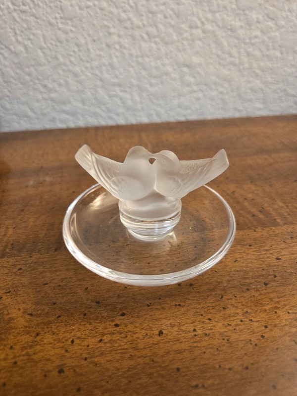 Vtg Lalique France COLOMBES Pin Tray Dish w/Frosted Kissing Doves Chipped Tail