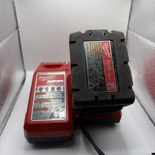 Milwaukee M18 Redlithium XC5.0 18V Starter Kit - 48-59-1850 