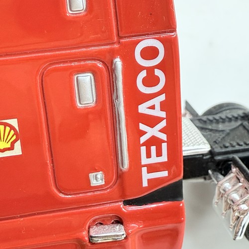 Diecast Gearbox Peterbilt Model Red Texaco Semi Truck 1:64 Sleeper Cab Truck - Picture 12 of 12