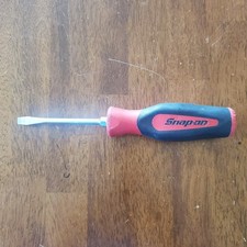 Snap-on Tools 1/4" x 4" Flat Tip Red/Black Soft Grip Screwdriver SGD4B USA Made