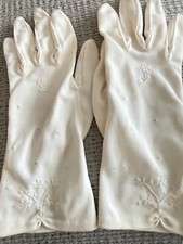 Vintage White Nylon-Cotton "Tree of Life" Embroidered Gloves, Sz 7, 2 7/8", S