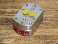 AW COMPANY HPM-15-SLG POSITIVE DISPLACEMENT FLOW METER 