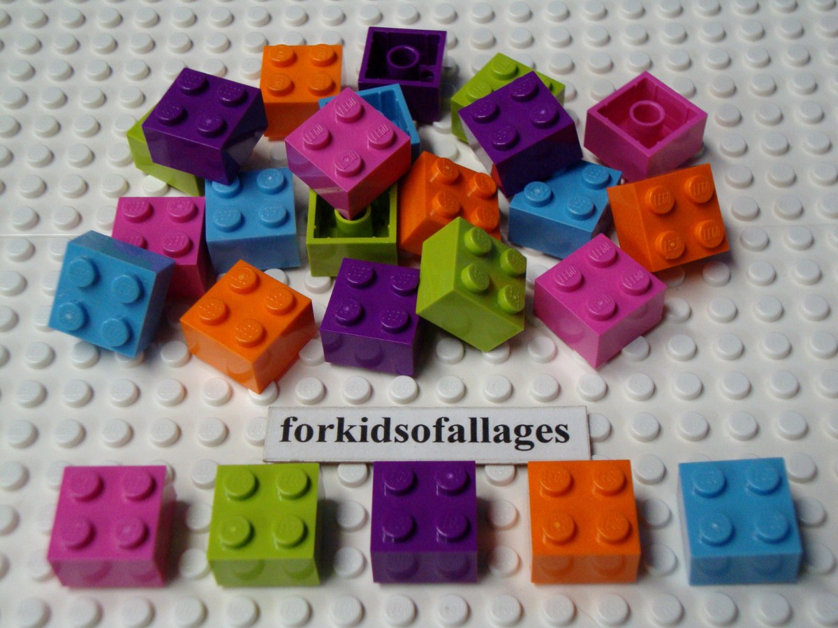 25 Lego 2x2 BRICKS Purple, Dark Pink, Orange, Lime Medium Blue Friends  Blocks