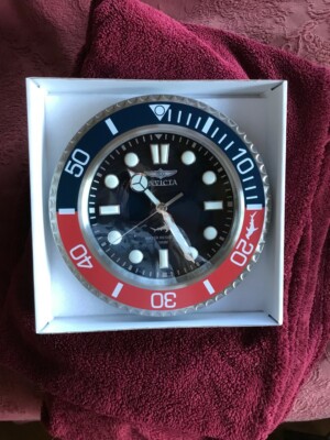 INVICTA 34938 PRO DIVER HAMMERHEAD SHARK STAINLESS STEEL CLOCK WITH PEPSI DIAL
