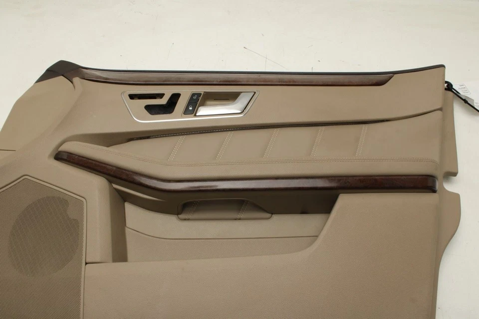10-13 Mercedes-Benz E350 Sport 4Matic Front Right Door Trim Panel 21272024708P65 - Image 3 of 4
